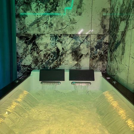 Studio Avec Jaccuzzi Saintry-sur-Seine Eksteriør bilde