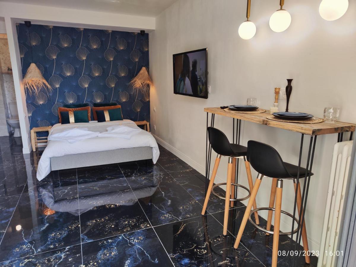 Studio Avec Jaccuzzi Saintry-sur-Seine Eksteriør bilde
