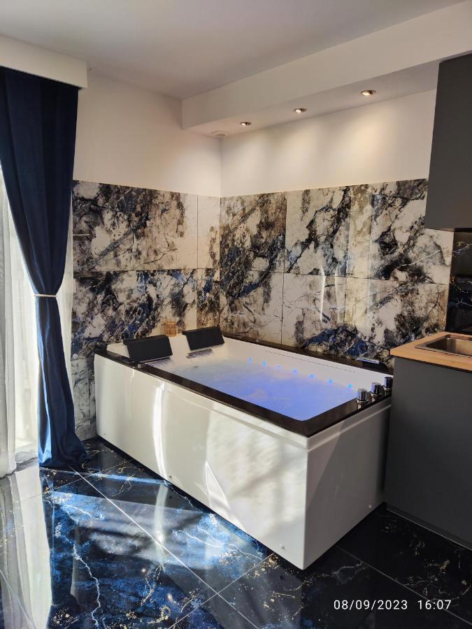 Studio Avec Jaccuzzi Saintry-sur-Seine Eksteriør bilde