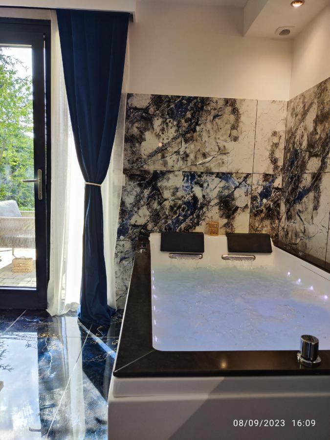 Studio Avec Jaccuzzi Saintry-sur-Seine Eksteriør bilde