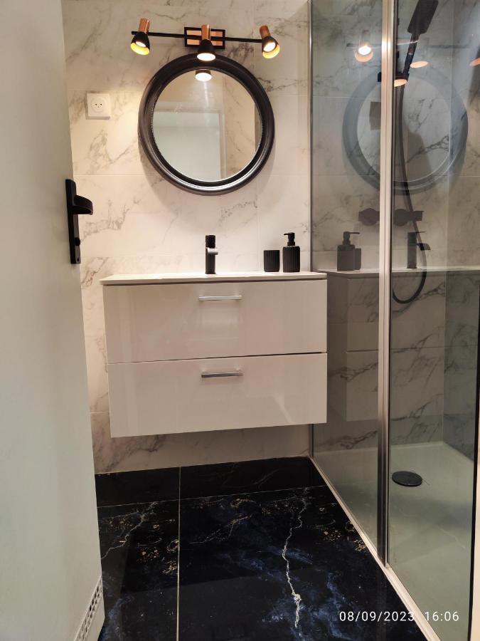 Studio Avec Jaccuzzi Saintry-sur-Seine Eksteriør bilde